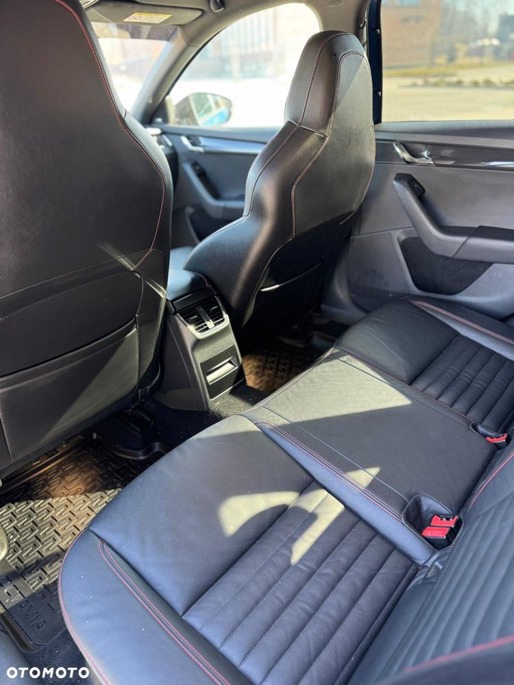 Skoda Octavia 2.0 TDI (Green tec) RS - 30