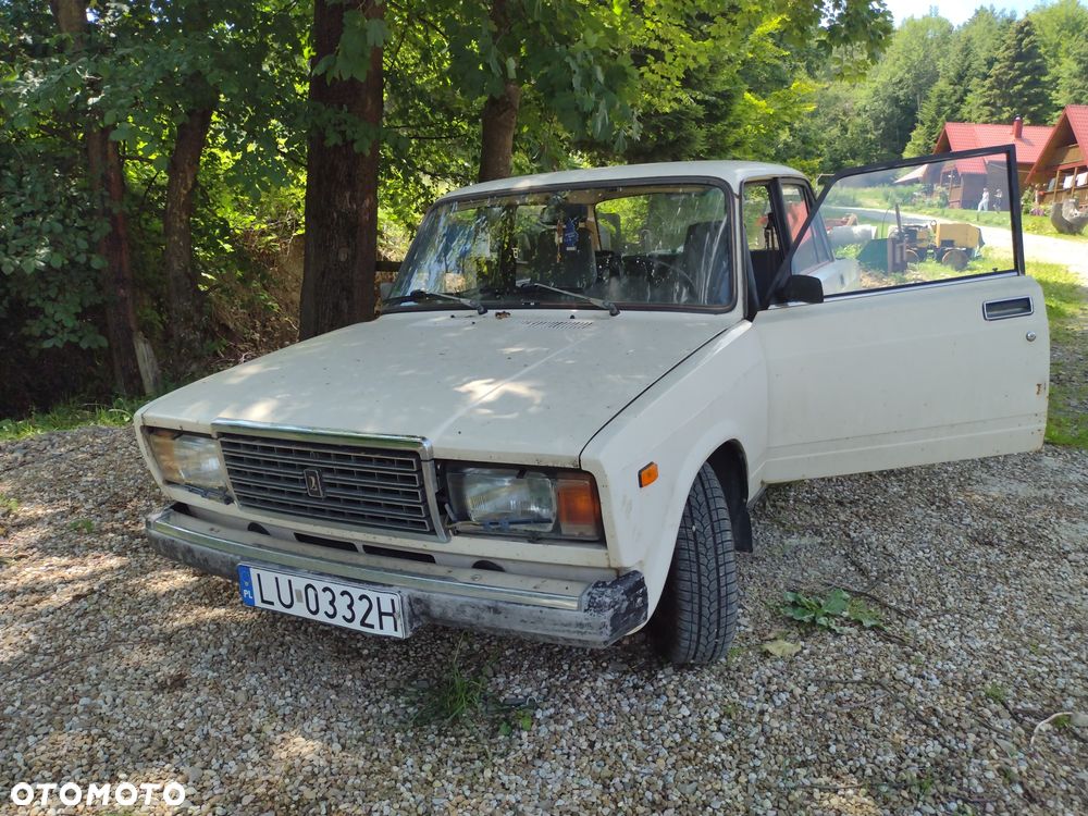 Lada 2107 - 1