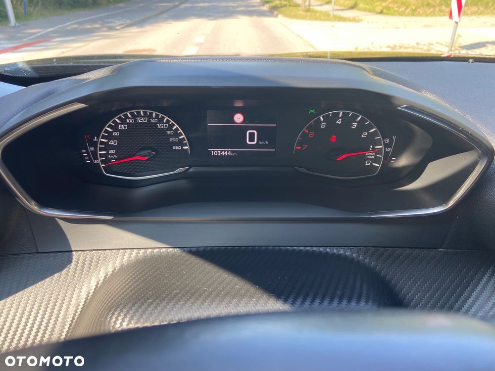 Peugeot 2008 PureTech 100 Active - 13