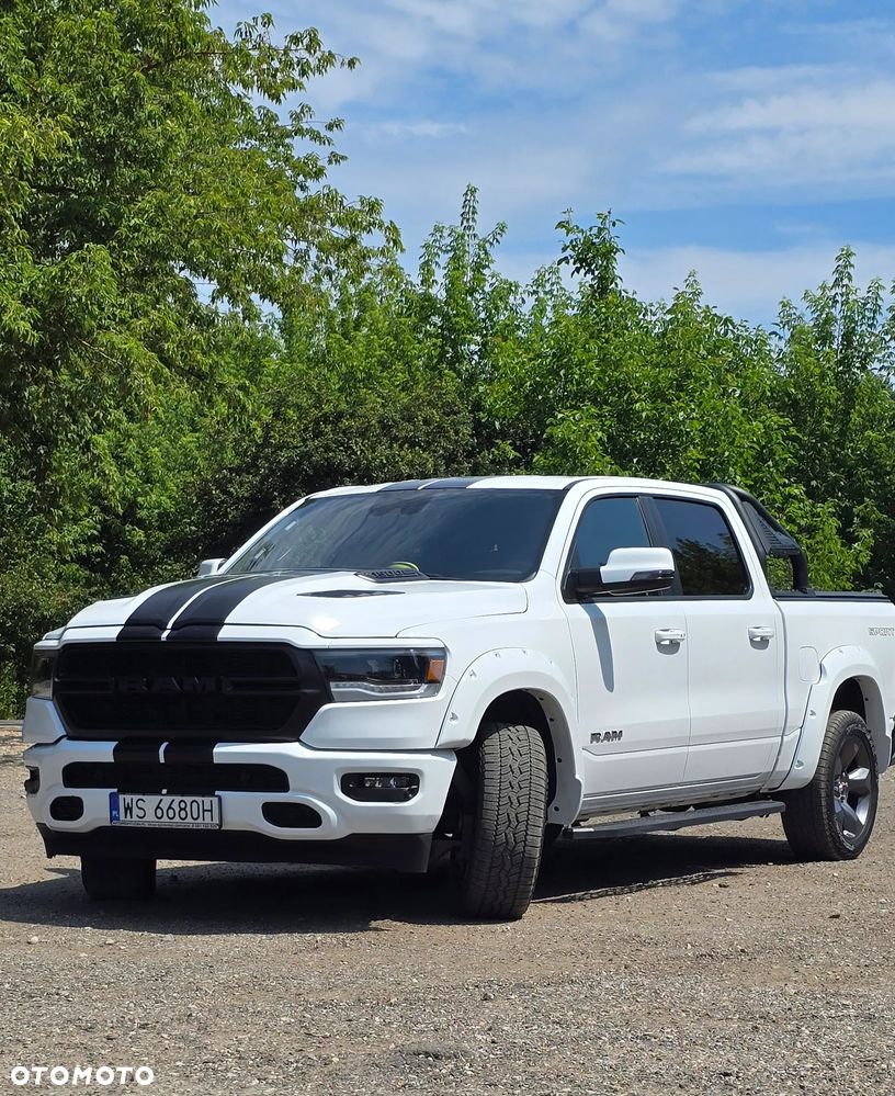 Dodge RAM - 1
