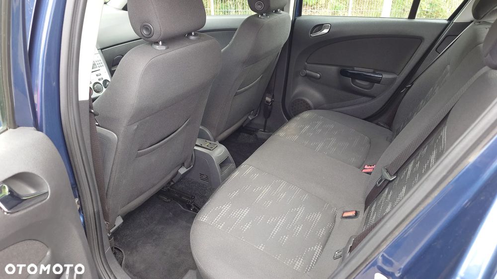 Opel Corsa 1.2 16V Enjoy - 11