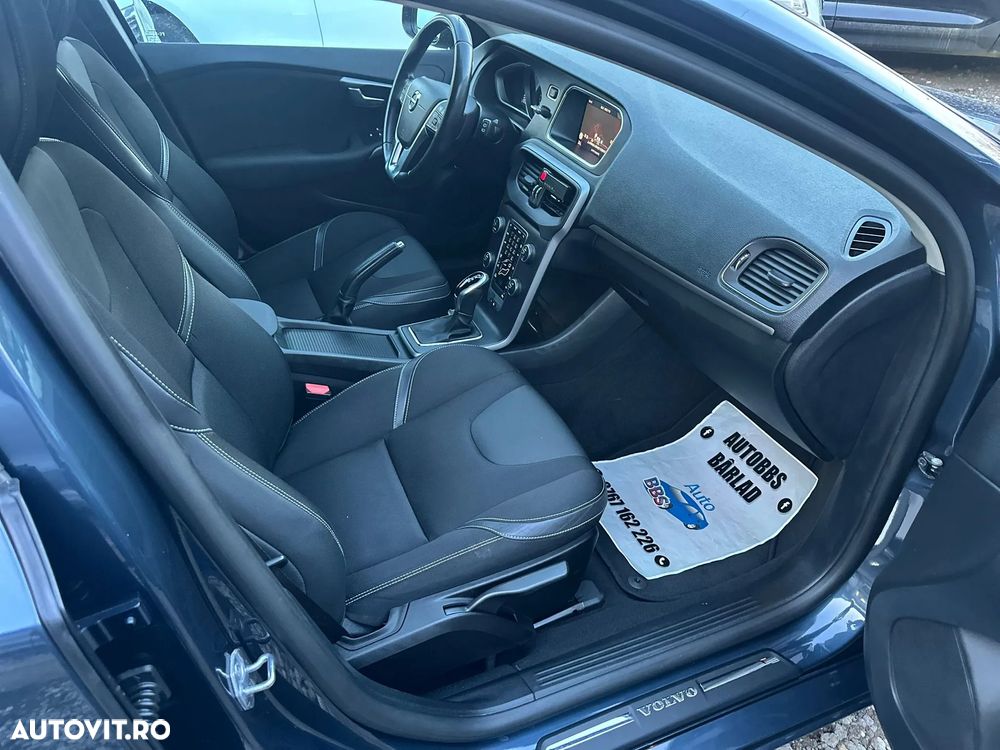 Volvo V40 D3 Geartronic Kinetic - 14