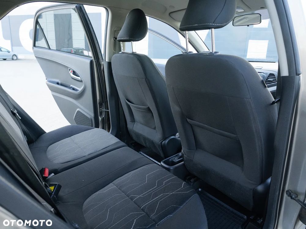 Kia Picanto 1.2 L - 16