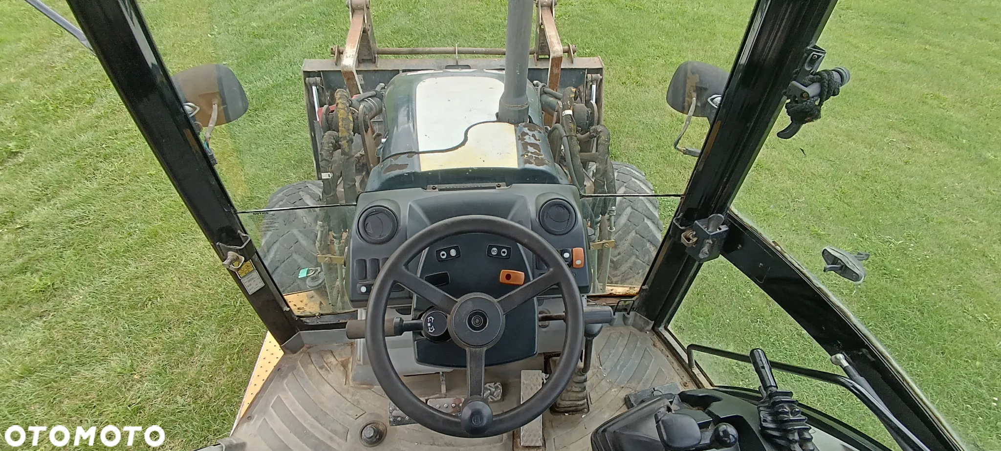 Caterpillar 428E - 9