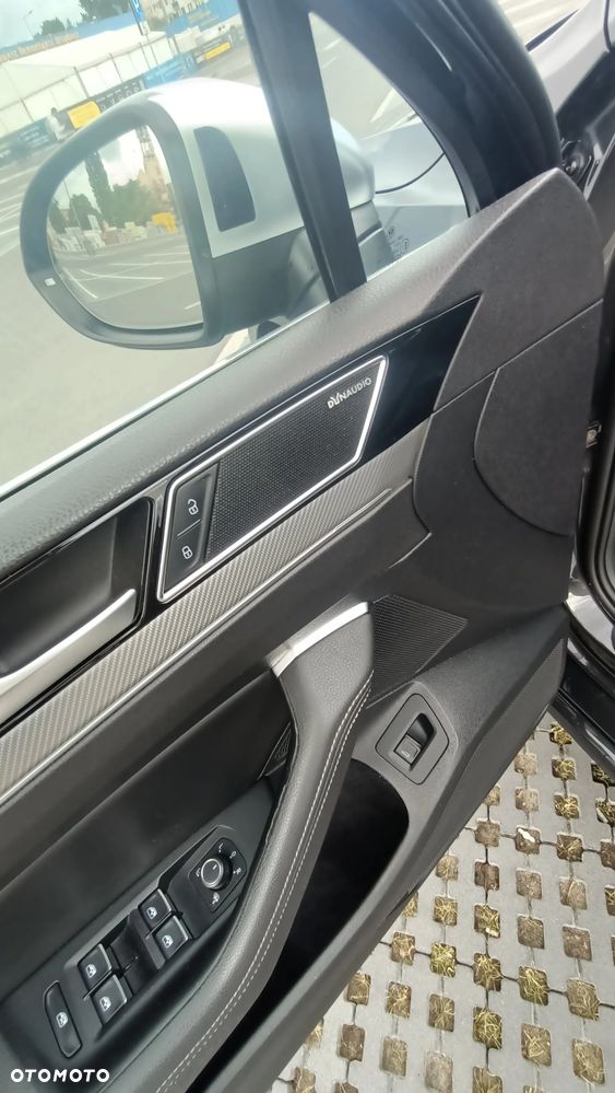 Volkswagen Passat 2.0 TDI BMT Highline - 31