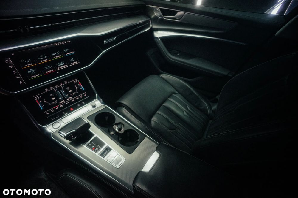 Audi A6 Avant - 8