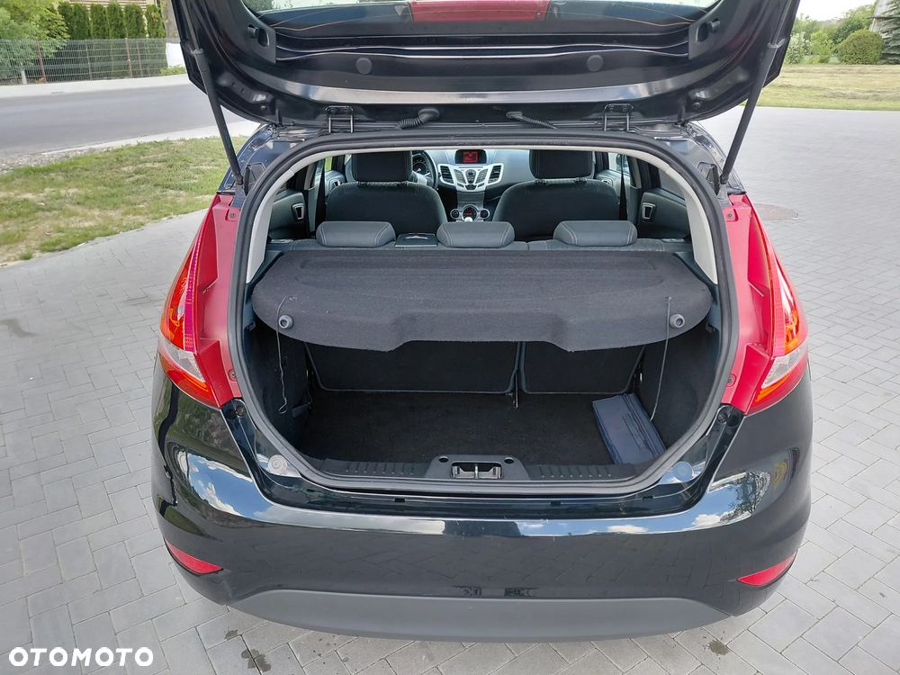 Ford Fiesta 1.25 Titanium EU5 - 9