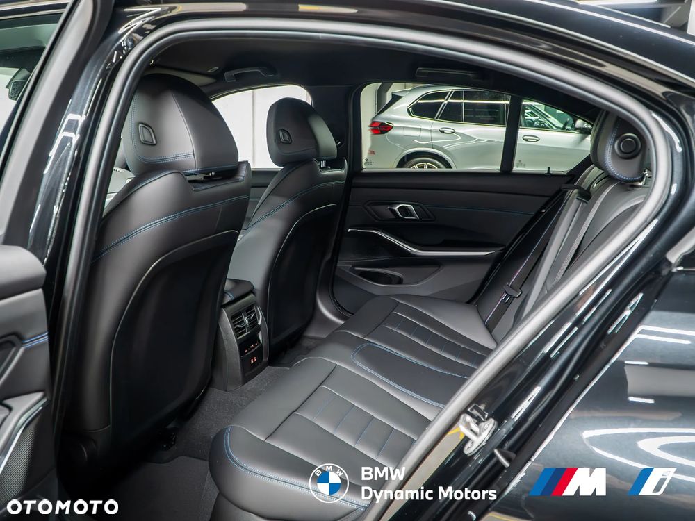 BMW Seria 3 318i M Sport - 20