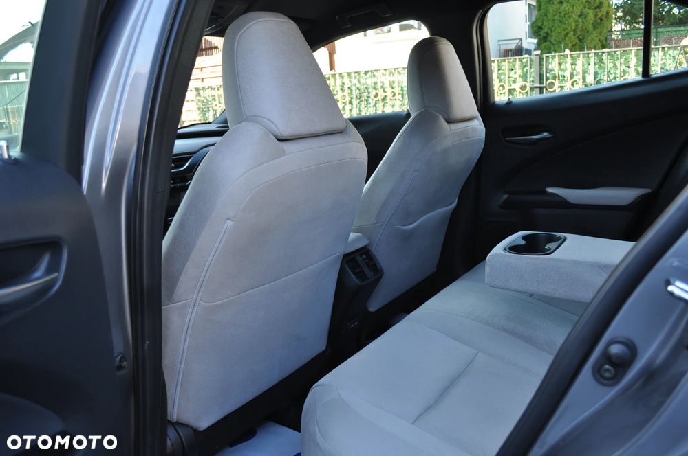 Lexus UX 250h Prestige 2WD - 20