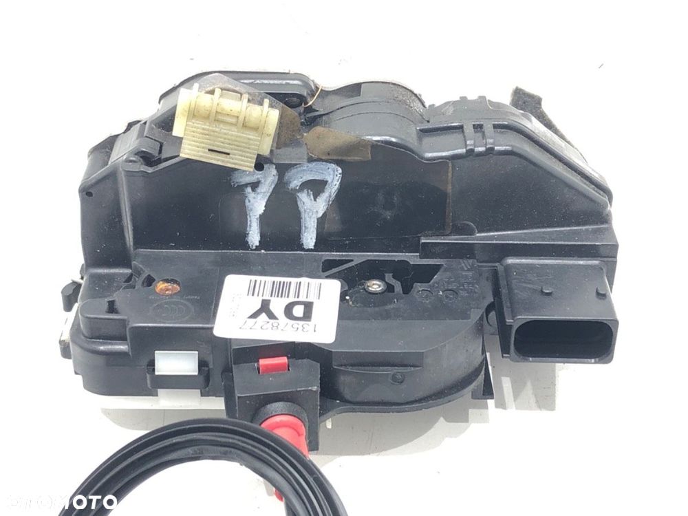 ZAMEK DRZWI PRAWY PRZÓD - 50.00 PLN - CHEVROLET ORLANDO (J309) 2010 - 2022 1.8 104 kW [141 KM] - 2