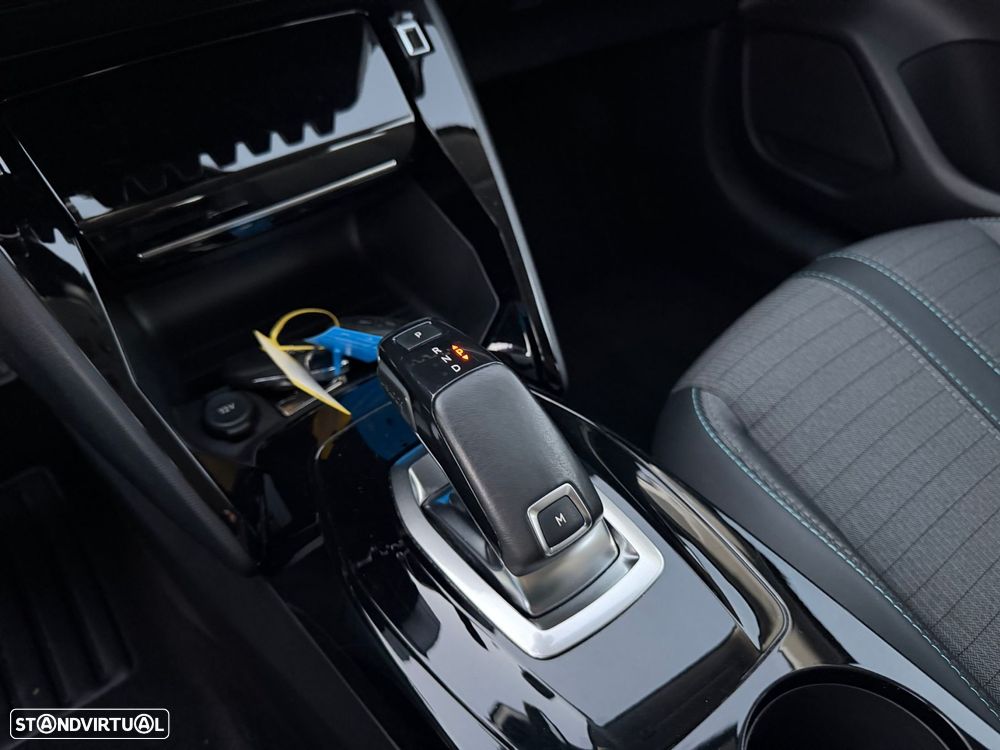 Peugeot 208 1.2 PureTech Allure Pack EAT8 - 14