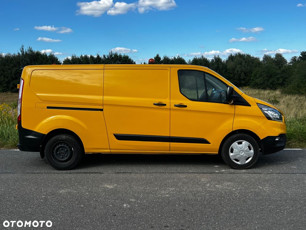Ford Coustom - 16