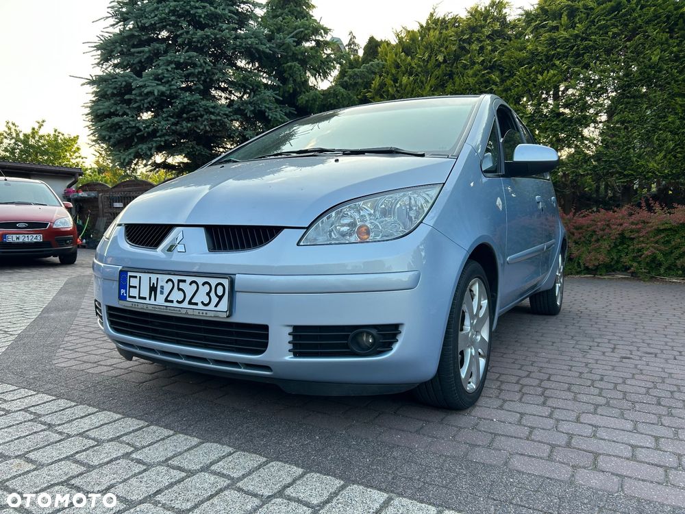 Mitsubishi Colt - 38