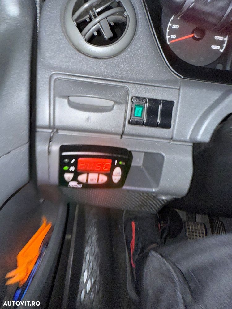 Iveco Daily 35c Frigorific Frig Carrier an 2014 Cub Izoterm 298.000km Istoric Service Facturi Kit Distribuție Ambreiaj Rezivie Frig AC Navi Discuri Placute Baterie Anvelope direcție suspensie Vopsea Ok TVA - 34