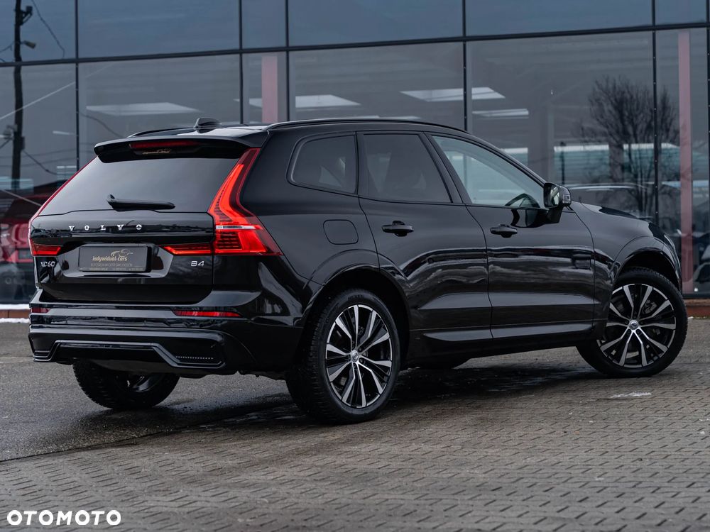 Volvo XC 60 B4 B Plus Dark - 13