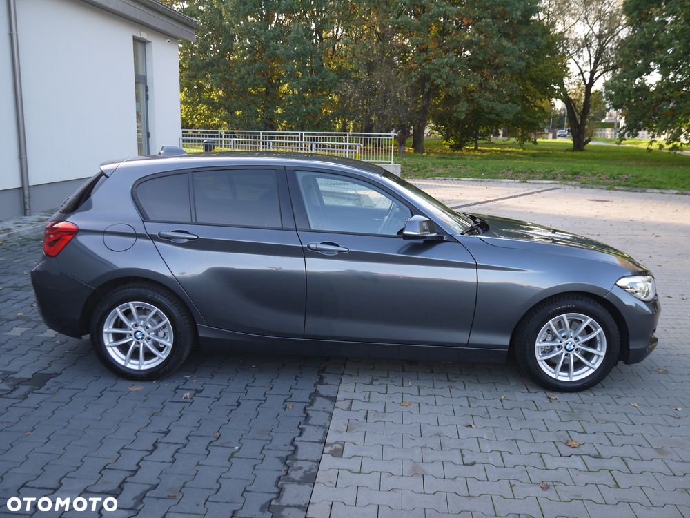 BMW Seria 1 120i Sport Line - 3