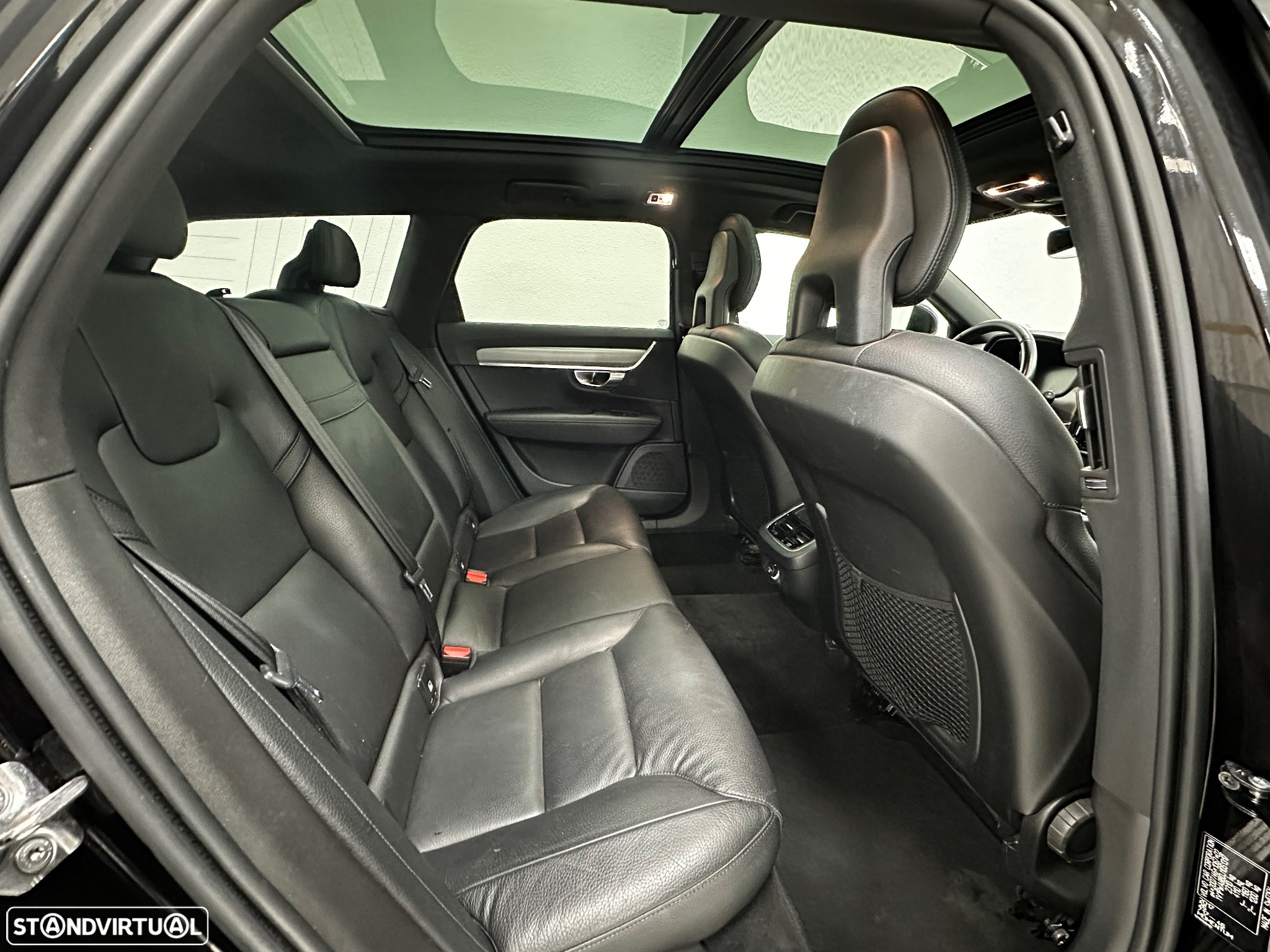 Volvo V90 2.0 D4 Momentum Plus Geartronic - 15
