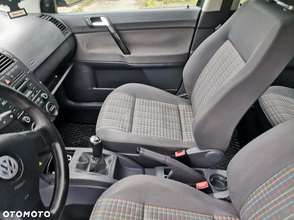Volkswagen Polo 1.4 Comfortline - 16