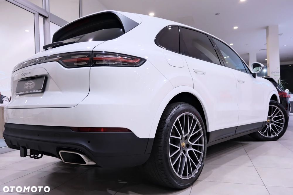 Porsche Cayenne Platinum Edition - 17