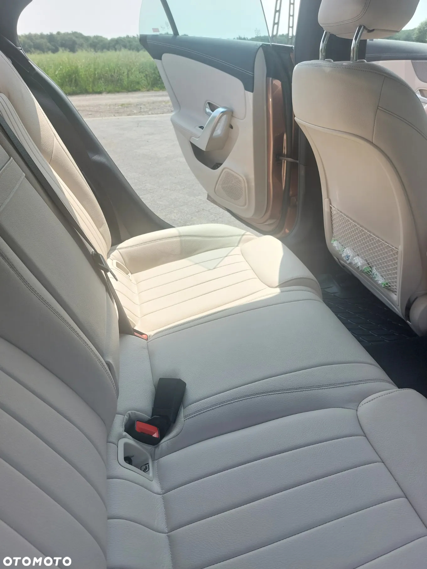 Mercedes-Benz CLA 180 Progressive 7G-DCT - 11