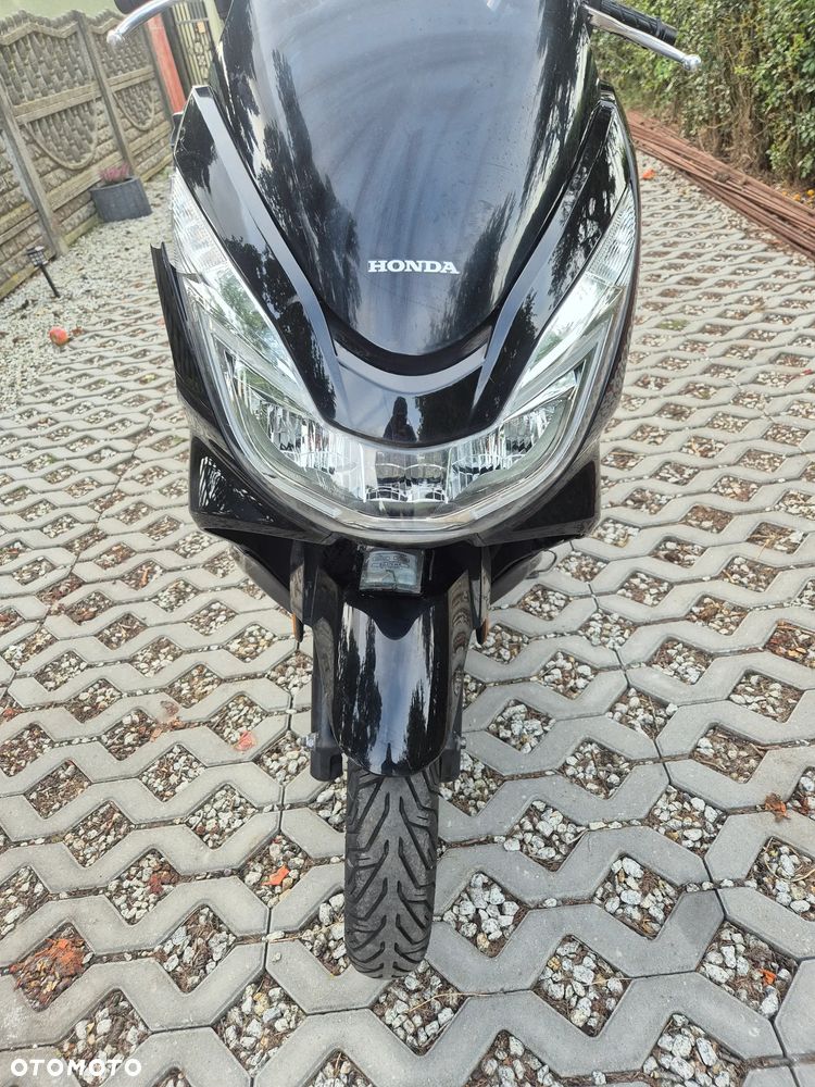 Honda PCX - 9