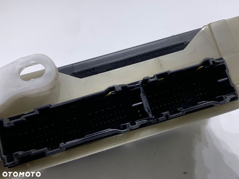 MODUŁ KOMFORTU  TOYOTA COROLLA sedan (_E21_) 2019 - 2022 1.8 VVTi Hybrid (ZWE211, MZEA12) 72 kW [98 - 5