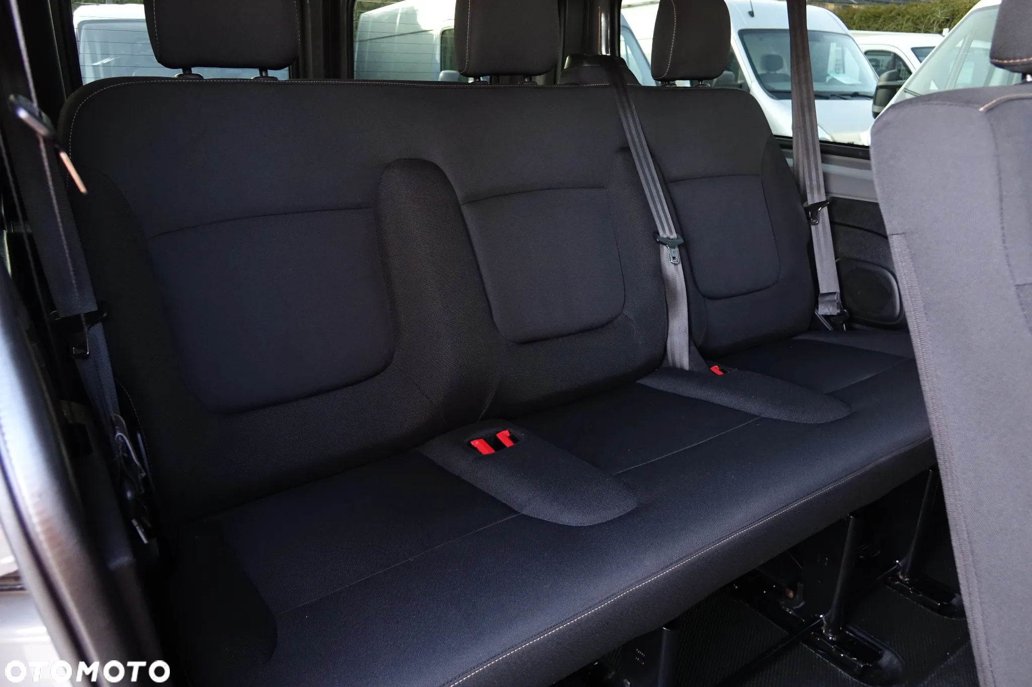 Renault Trafic - 14