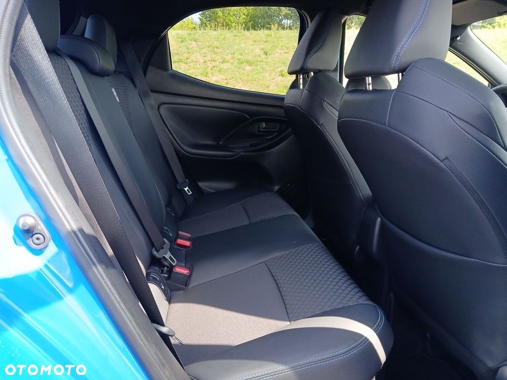 Toyota Yaris Hybrid 1.5 Premiere Edition - 14