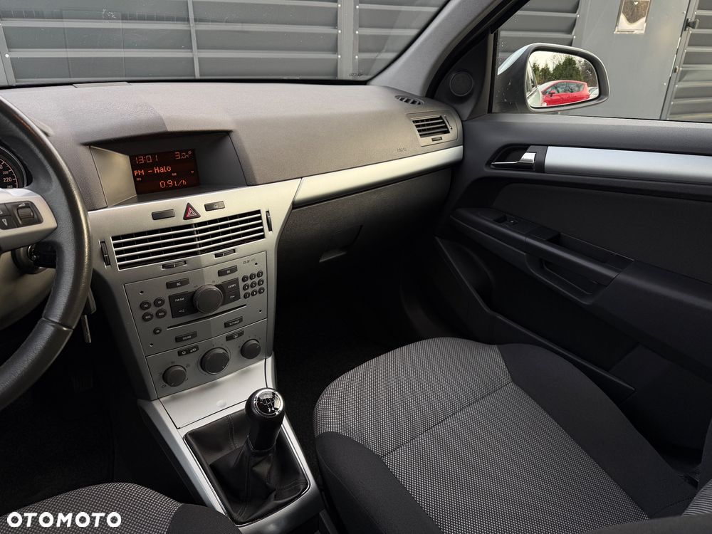 Opel Astra - 16