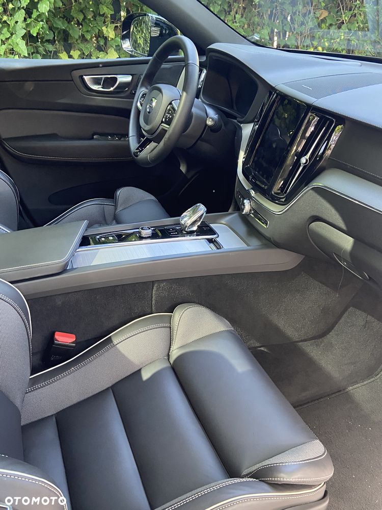 Volvo XC 60 - 6