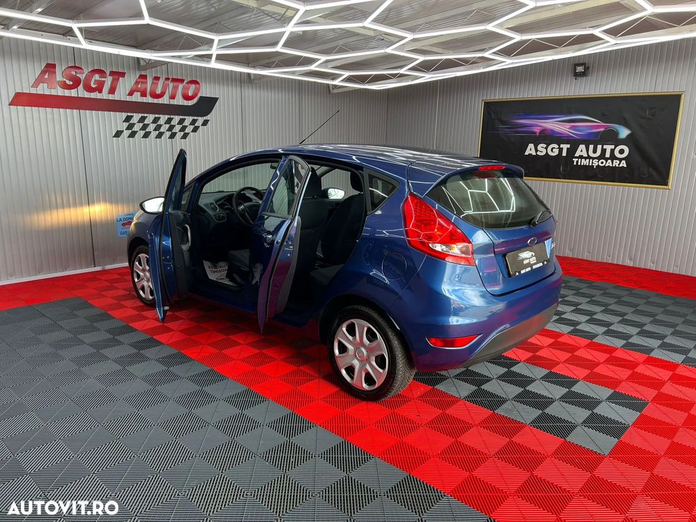 Ford Fiesta - 17