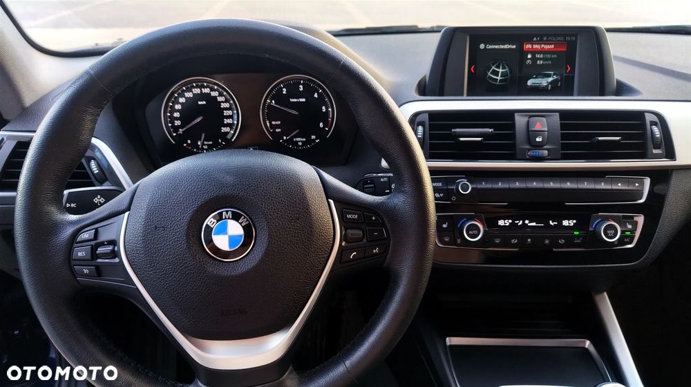 BMW Seria 1 - 25