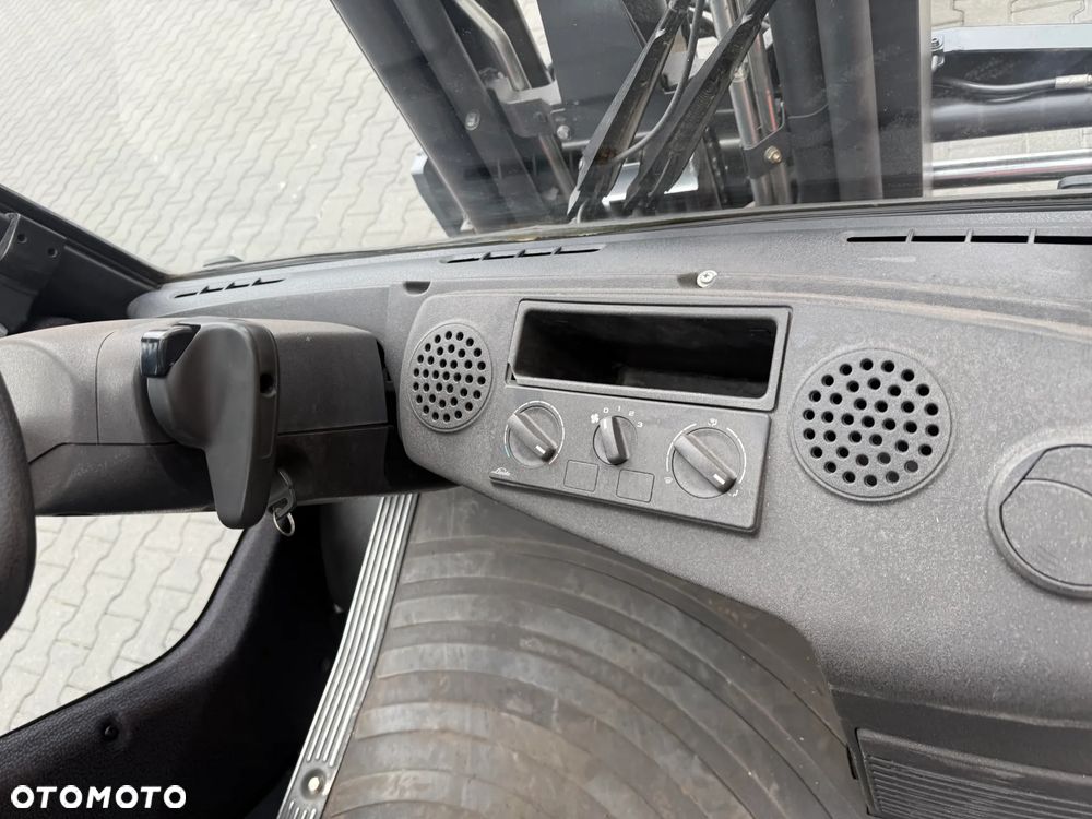 Linde H25T-02 - 21