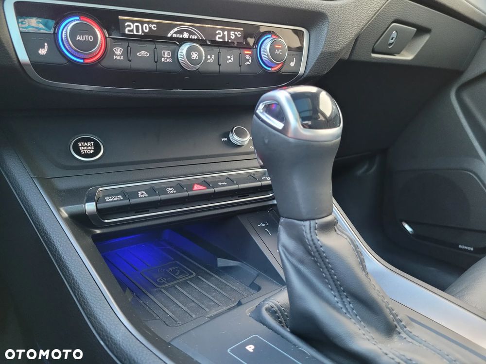 Audi Q3 45 TFSI Quattro S Line S tronic - 24