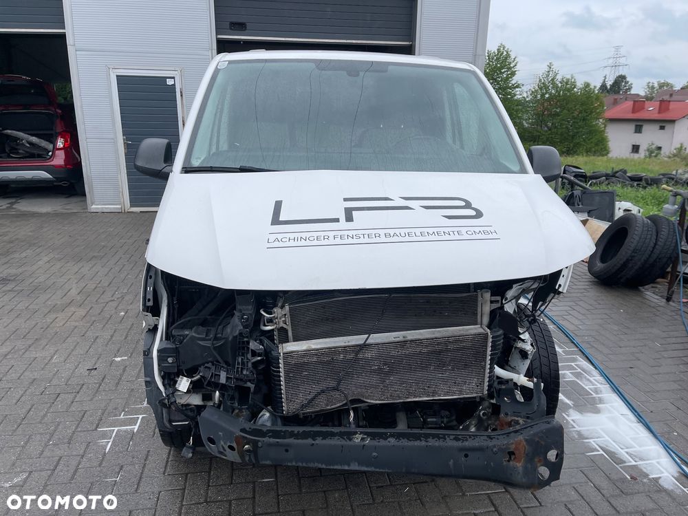 Volkswagen Transporter - 9