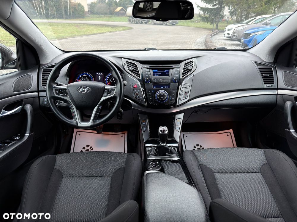 Hyundai i40 Kombi blue 1.7 CRDi Premium - 12