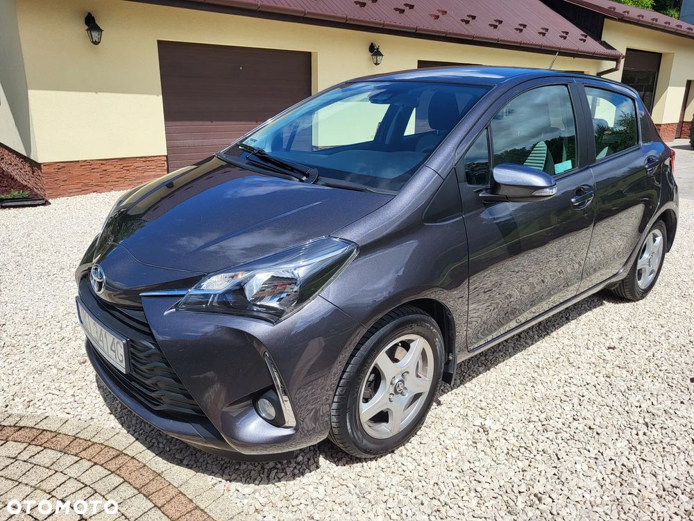 Toyota Yaris 1.5 Premium CVT - 10