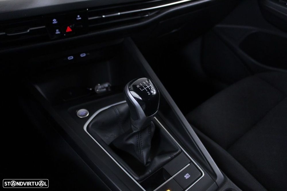 VW Golf 1.0 TSI Life - 25