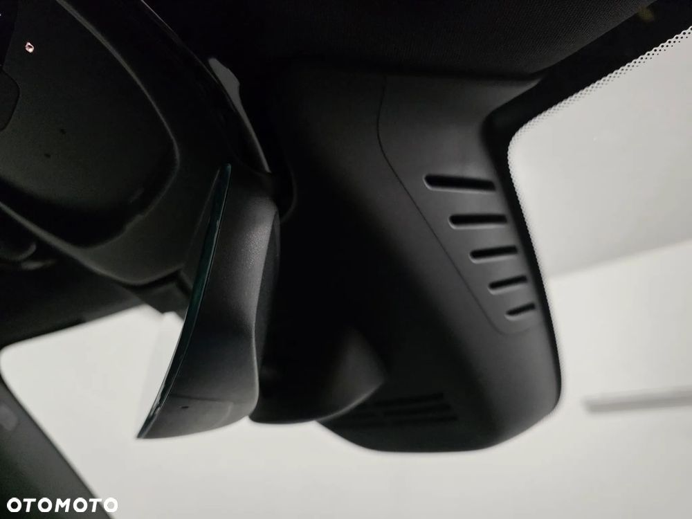 Volvo XC 60 B4 D Geartronic RDesign - 29