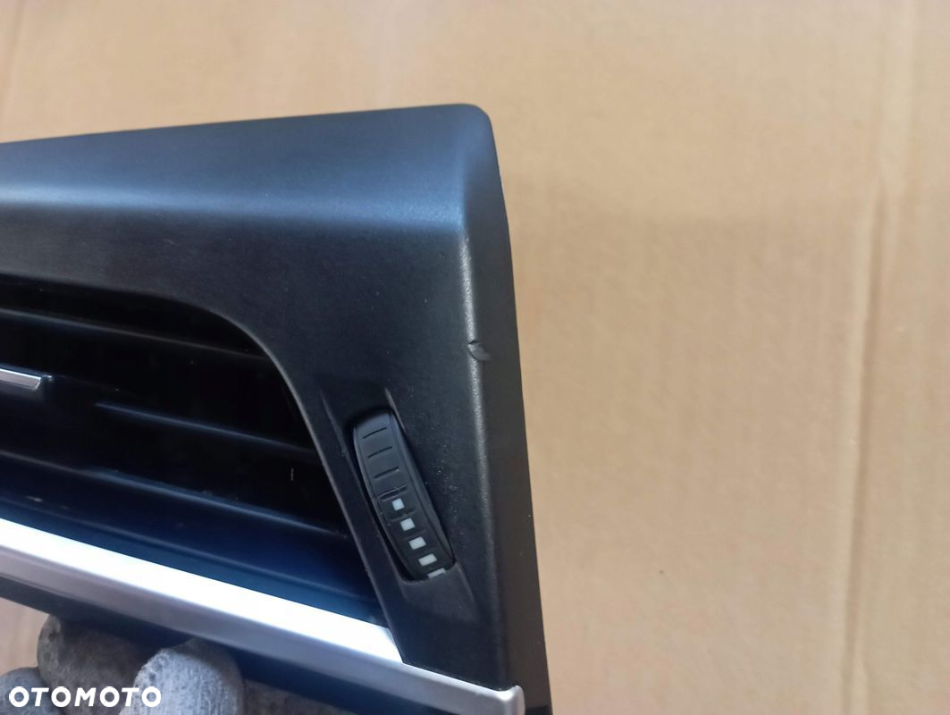 BMW F46 DEKOR LISTWA KONSOLI DECOR KRATKI NAWIEWU 9319894 9287287 - 3