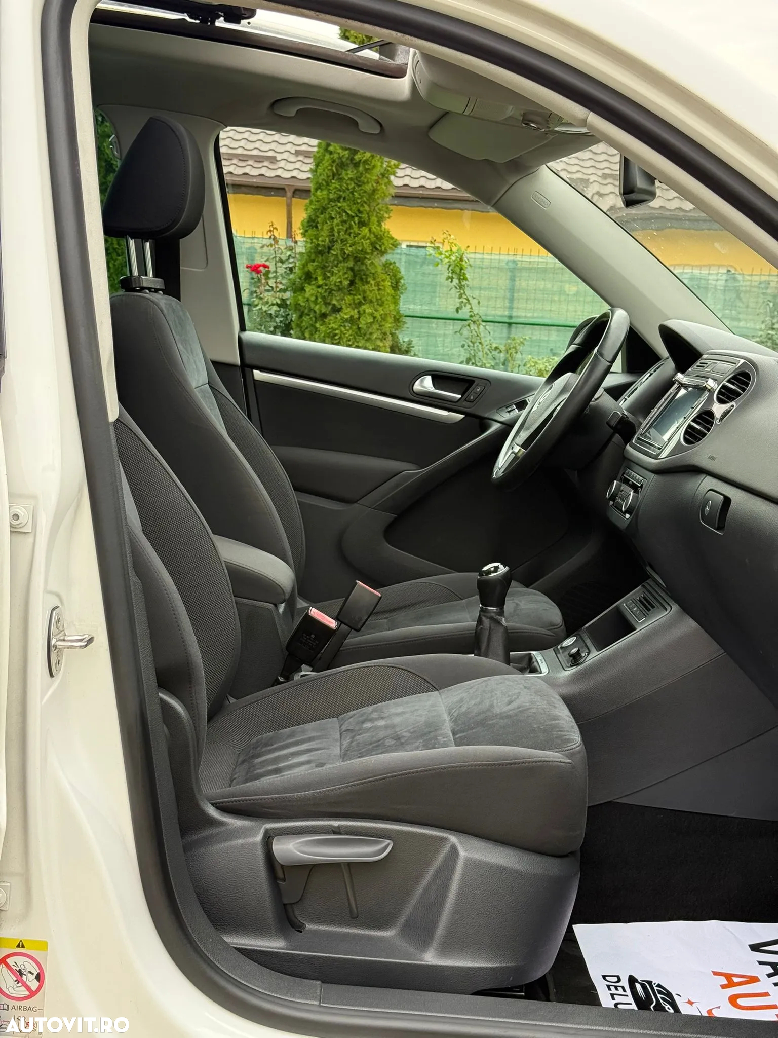 Volkswagen Tiguan - 6