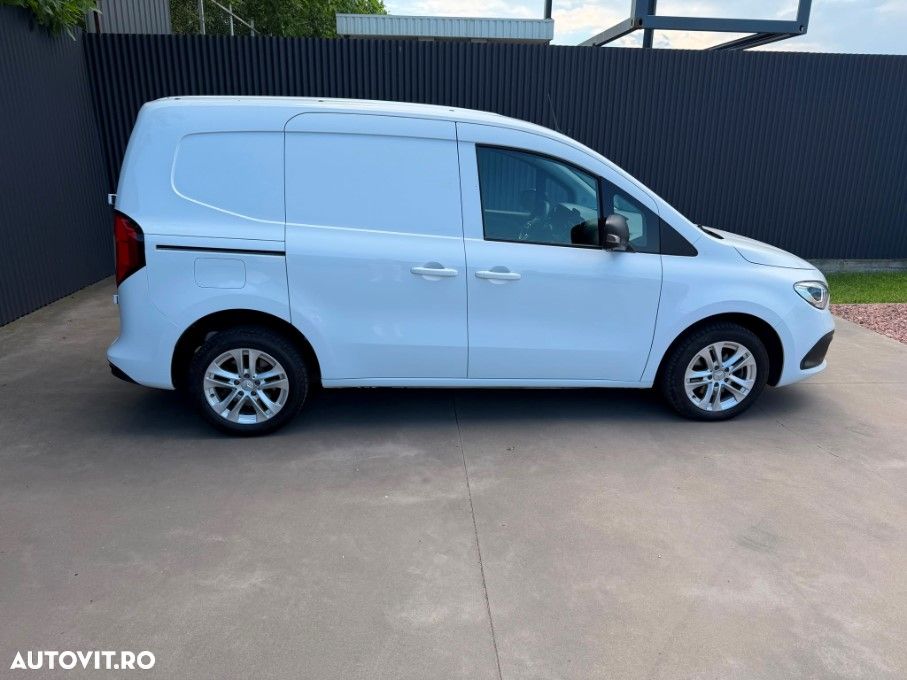 Mercedes-Benz Citan 110 CDI Standard 95 CP FWD 7AT BASE - 12