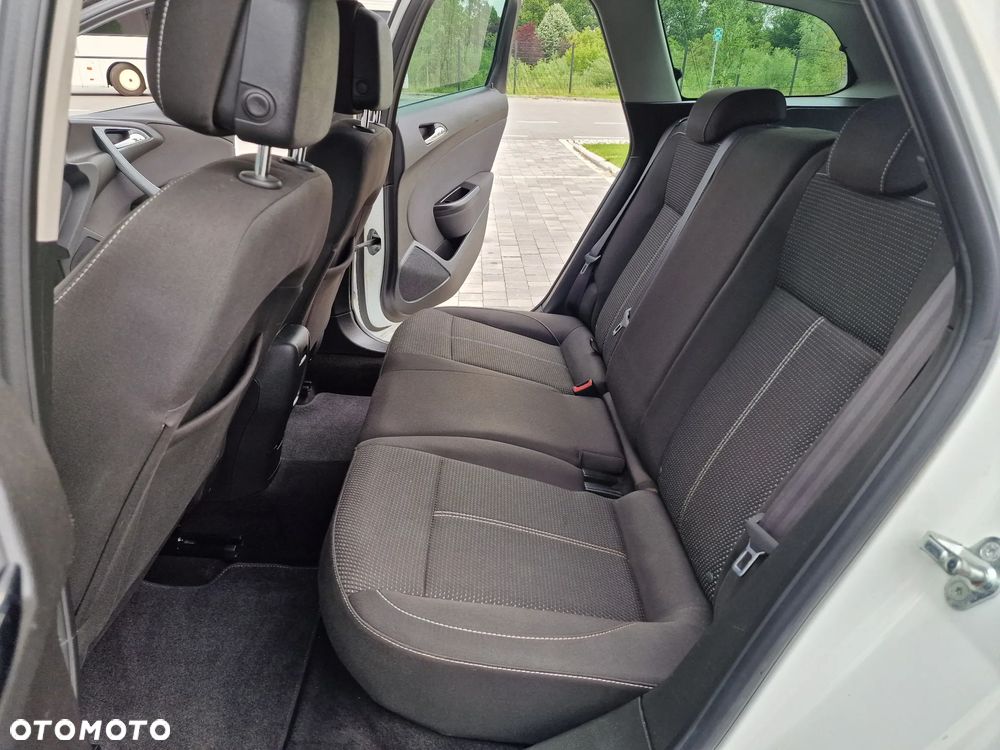 Opel Astra 1.6 CDTI DPF ecoFLEX Start/Stop Edition - 24