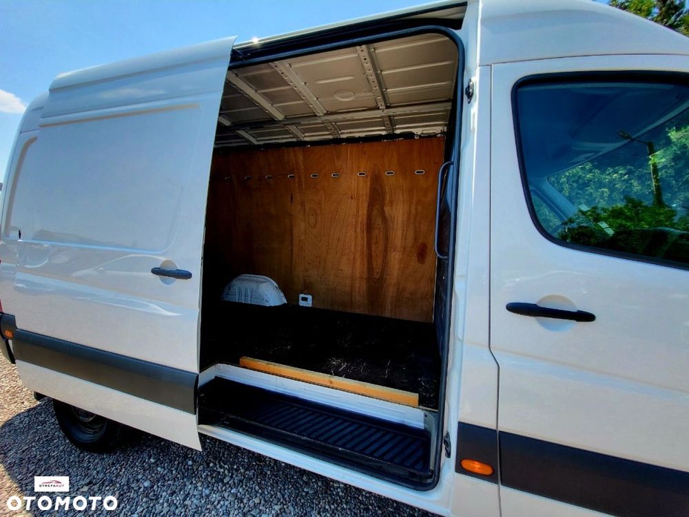 Volkswagen CRAFTER - 9