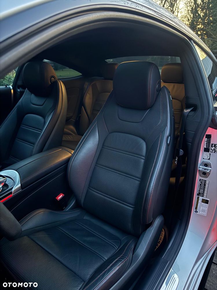 Mercedes-Benz Klasa C AMG 43 4Matic AMG Speedshift TCT 9G - 26