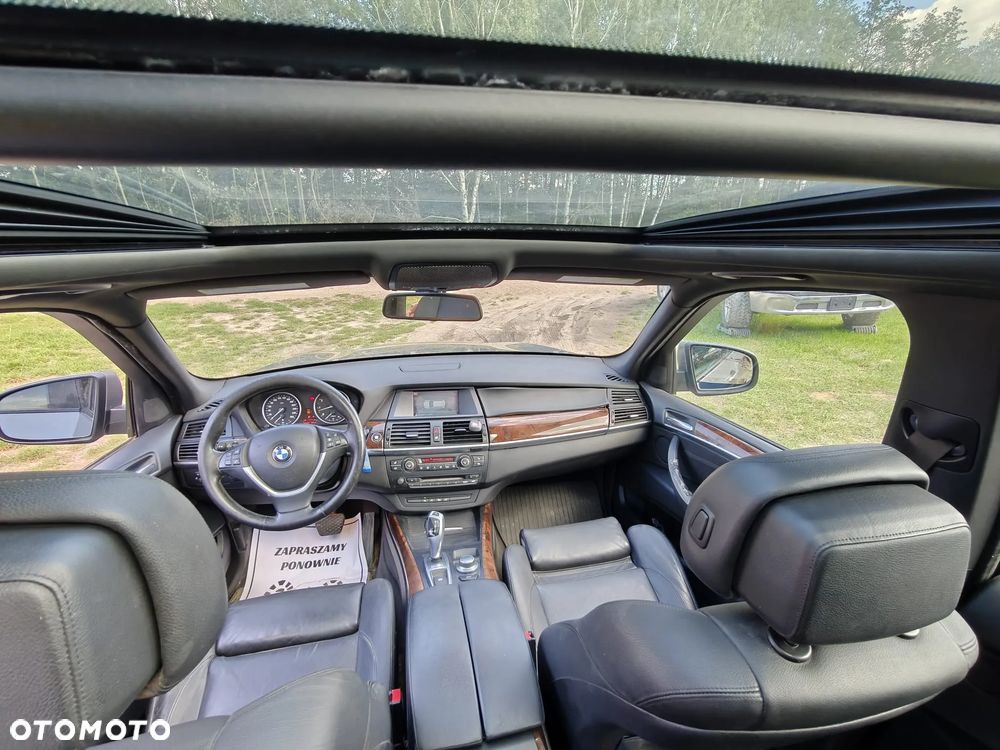 BMW X5 4.8i xDrive - 6