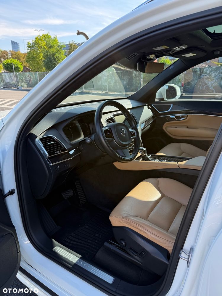 Volvo XC 90 T6 AWD Momentum 7os - 12