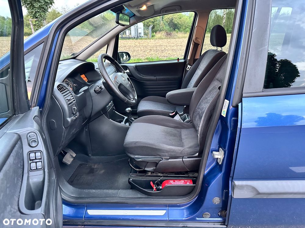 Opel Zafira 1.8 16V Elegance - 16