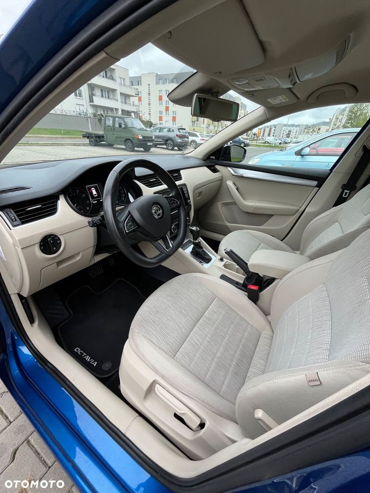 Skoda Octavia 1.8 TSI Elegance DSG - 22