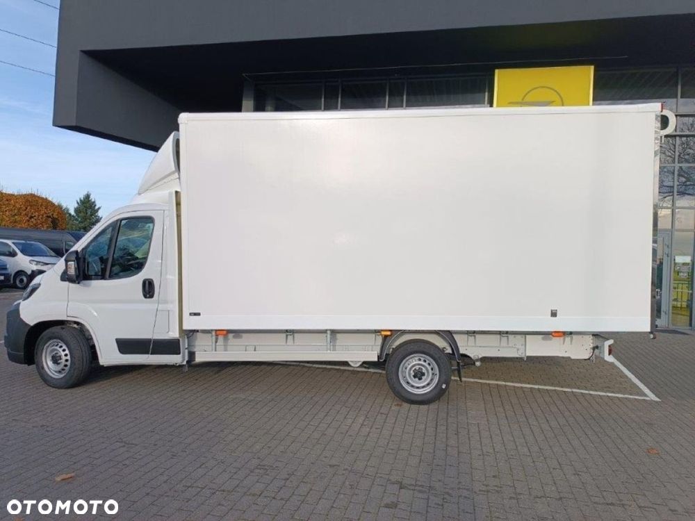 Opel Movano - 8